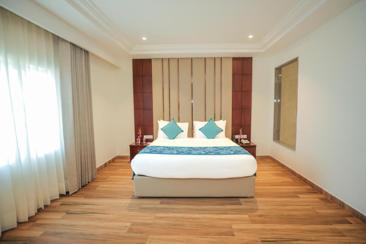 Regenta Place Phagwara By Royal Orchid Hotels Limited Εξωτερικό φωτογραφία