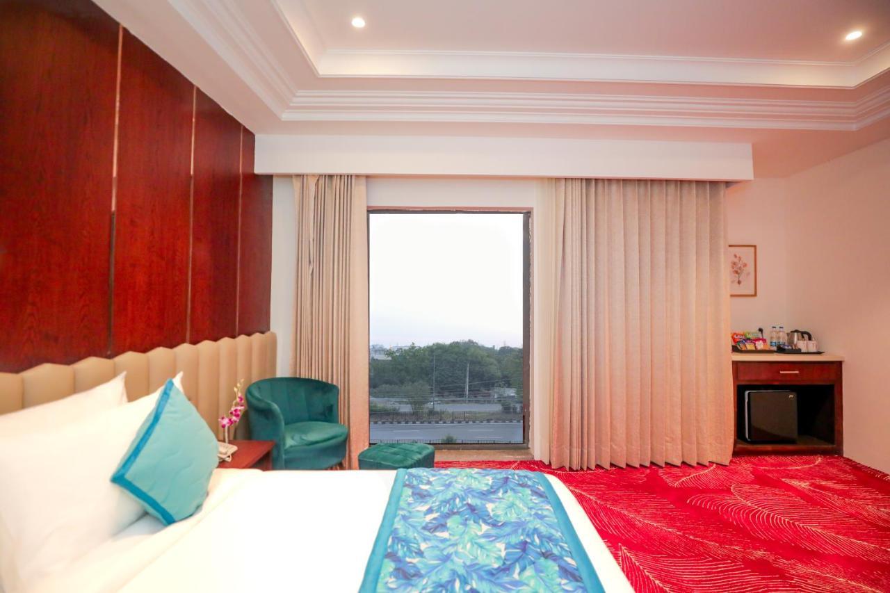 Regenta Place Phagwara By Royal Orchid Hotels Limited Εξωτερικό φωτογραφία