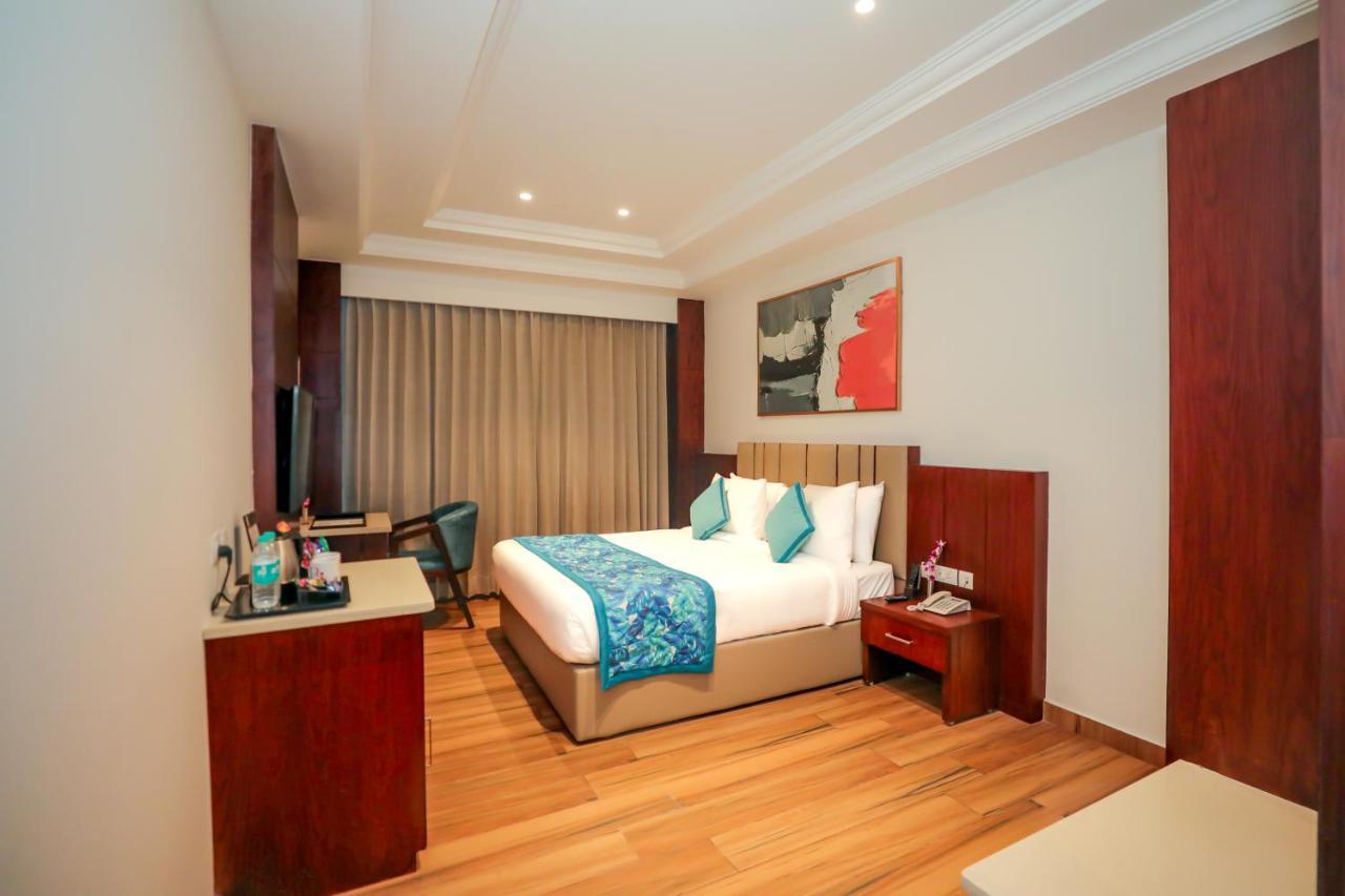 Regenta Place Phagwara By Royal Orchid Hotels Limited Εξωτερικό φωτογραφία